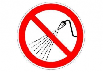 Zákaz napouštění bazénů, mytí automobilů a zalévání zahrady z vodovodu pro veřejnou potřebu 1